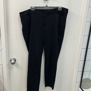 Old navy black ponte stretch pants